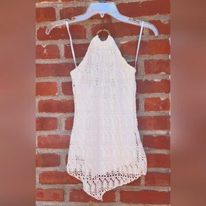 ⬇️PRICE DROPL⬇️iZ brand late 90s lace halter with wood and leather detail